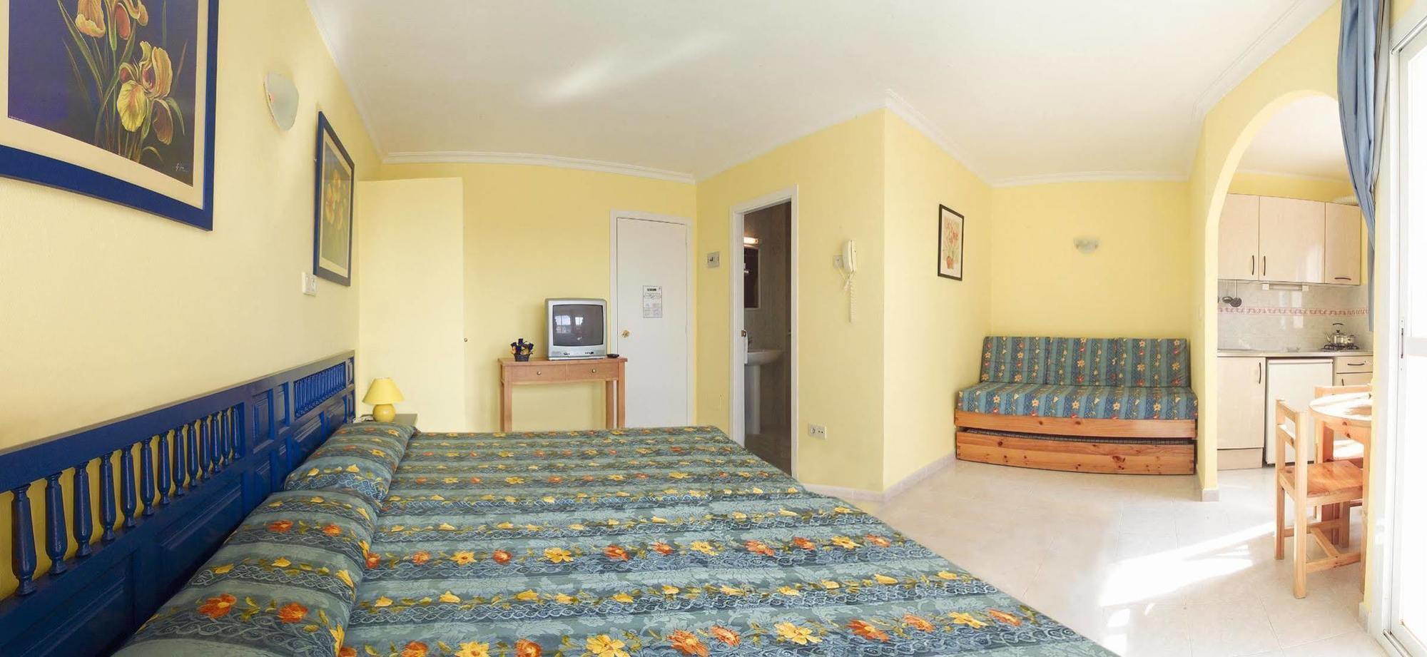 Hotel Apartamentos Vibra San Marino Σαν Αντόνιο Δωμάτιο φωτογραφία